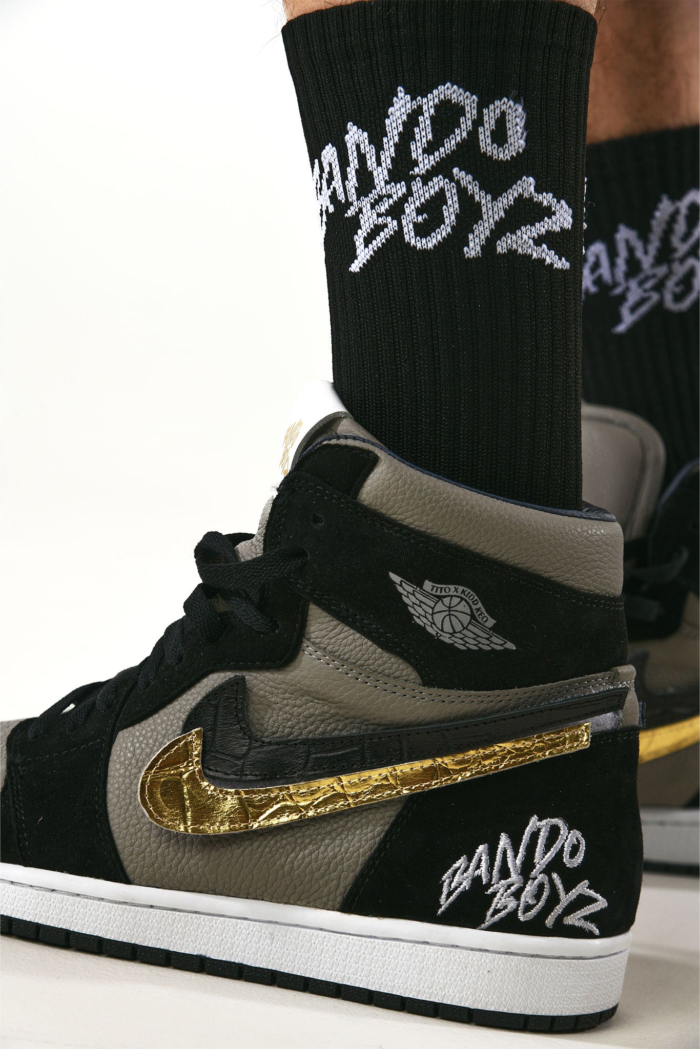 BANDO BOYZ BLACK SOCKS