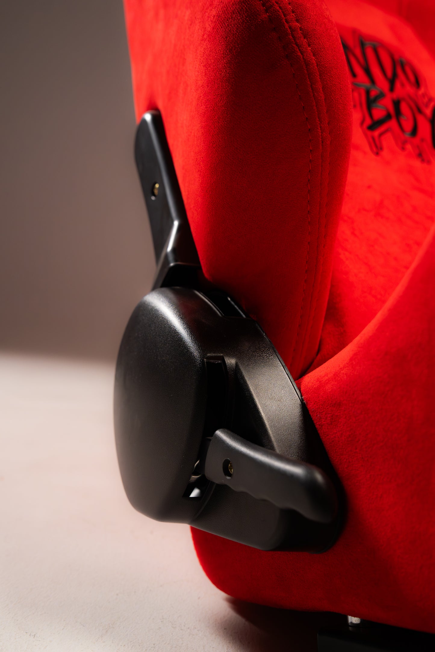 BandoBoyz x KeoWorks Semi-Bucket Seat
